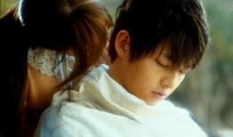 另类爱情2在线观看,跨越界限的深情邂逅