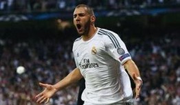 足坛最新爆料消息新闻报道,重磅转会、赛事动态及球星动向一览