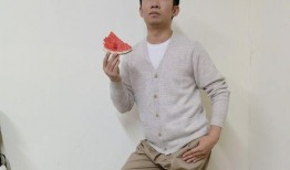 杨迪爆料被踢的视频,揭秘娱乐圈残酷真相